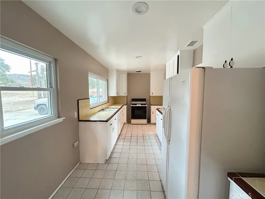 https://cdn.realtyfeed.com/cdn/127/306347033/38b8f802d33c9eb7b1fc67ce26130d5c.webp