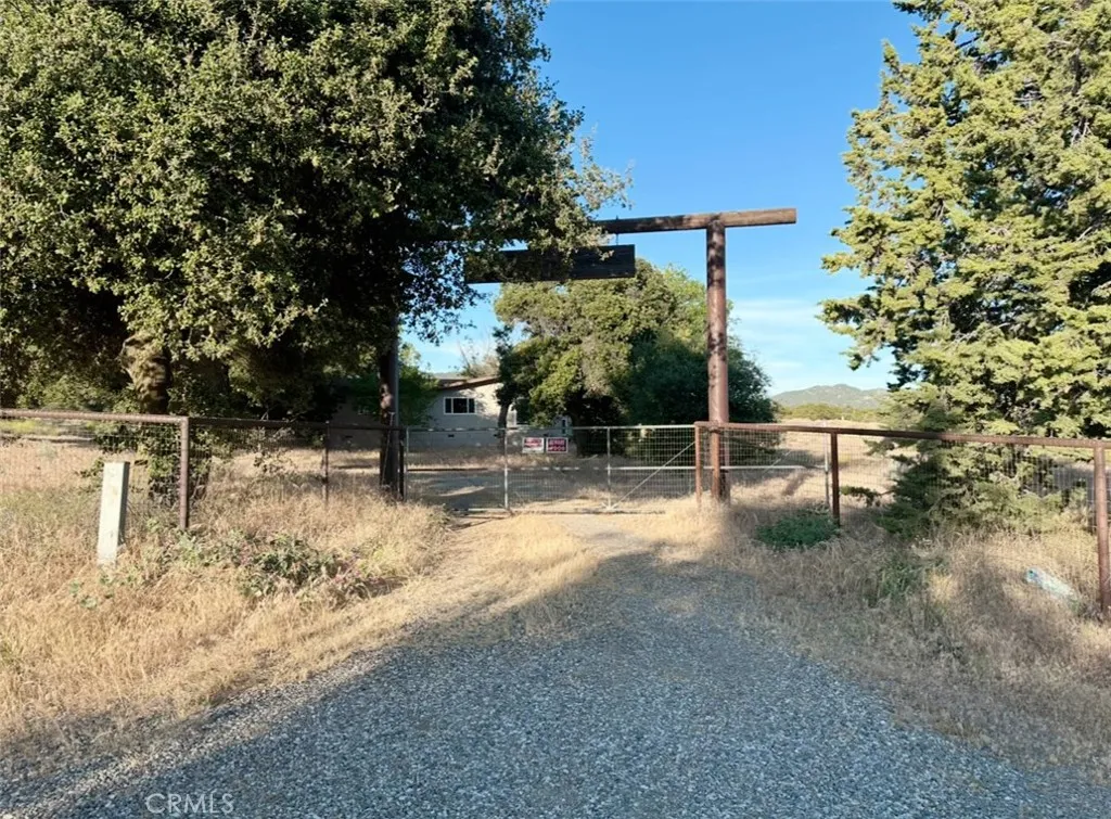 https://cdn.realtyfeed.com/cdn/127/306347033/979825067ac3241ffb74af48c1b8ac50.webp