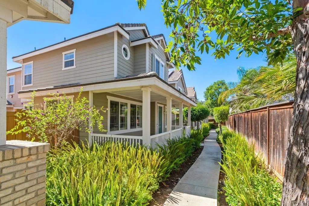 https://cdn.realtyfeed.com/cdn/127/306347182/9021b8ca2eb5e2d9e44a03bfc0ad02b1.webp