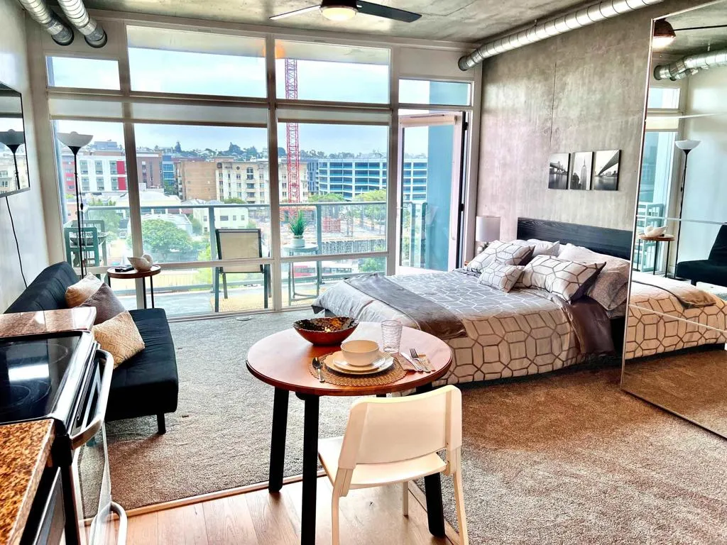 https://cdn.realtyfeed.com/cdn/127/306347502/118fce56998d24a0942a1db86168619f.webp