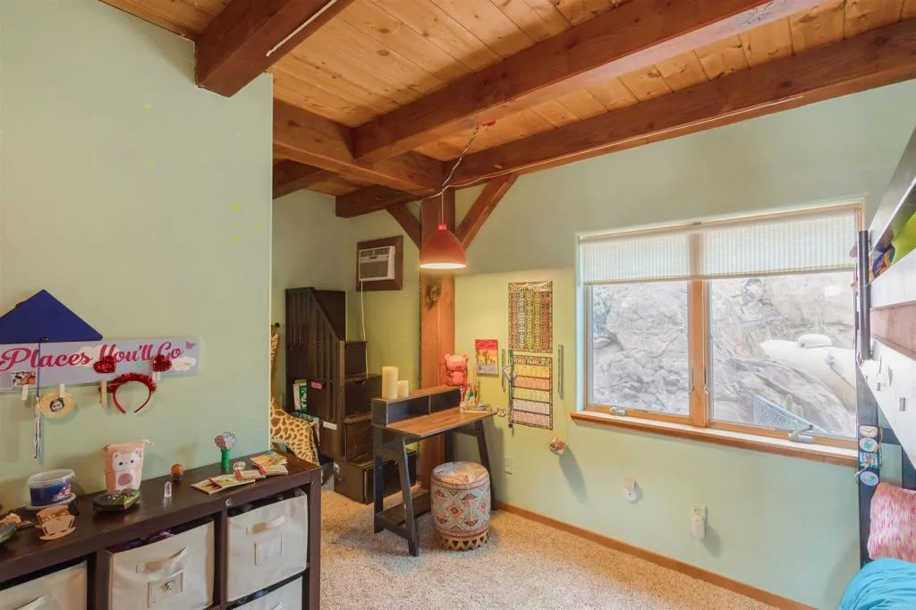 https://cdn.realtyfeed.com/cdn/127/306347909/d86967e68ff1fd7c31c0396d9eb6979f.webp