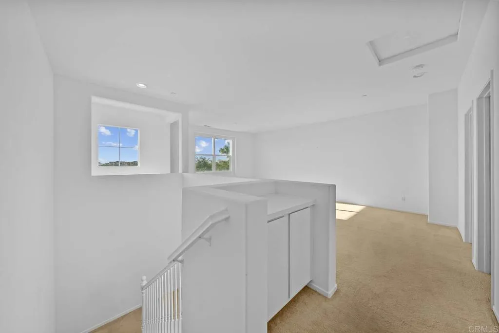 https://cdn.realtyfeed.com/cdn/127/306348360/210d518a85de566fc58fe0a6fd333fd7.webp
