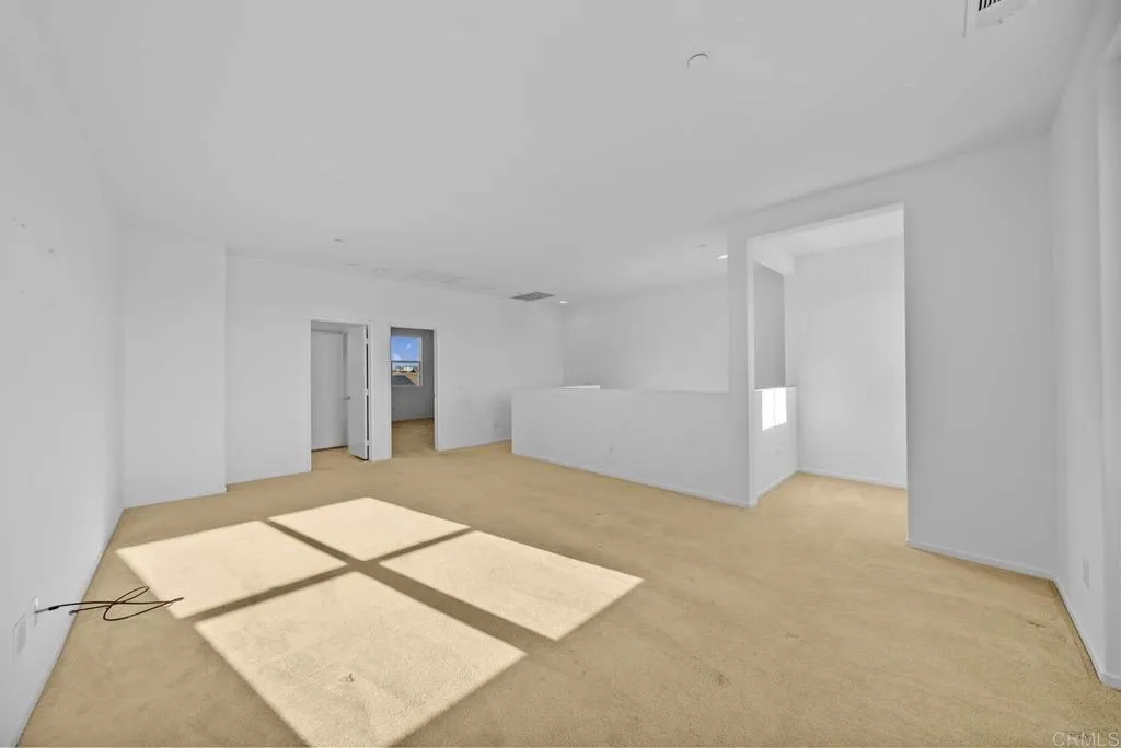 https://cdn.realtyfeed.com/cdn/127/306348360/f6d7ec62856167414acf80754fa56778.webp