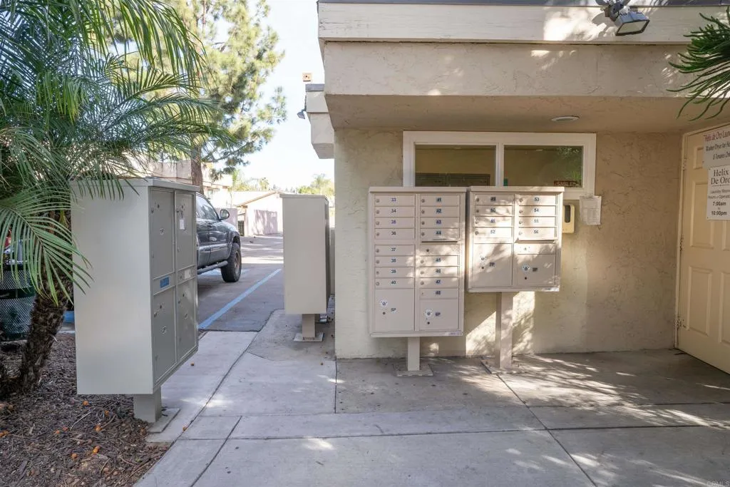 https://cdn.realtyfeed.com/cdn/127/306348408/e21f1348ad477b515b5b950ab4d0b257.webp