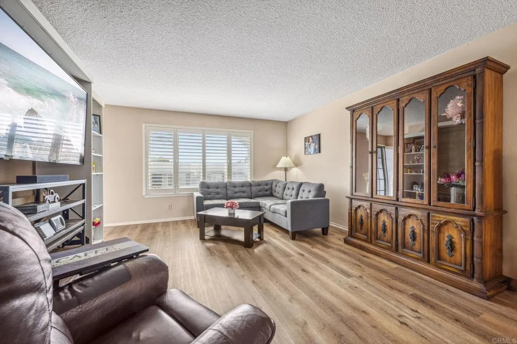 Photo #5: NDP2500753 Listing 