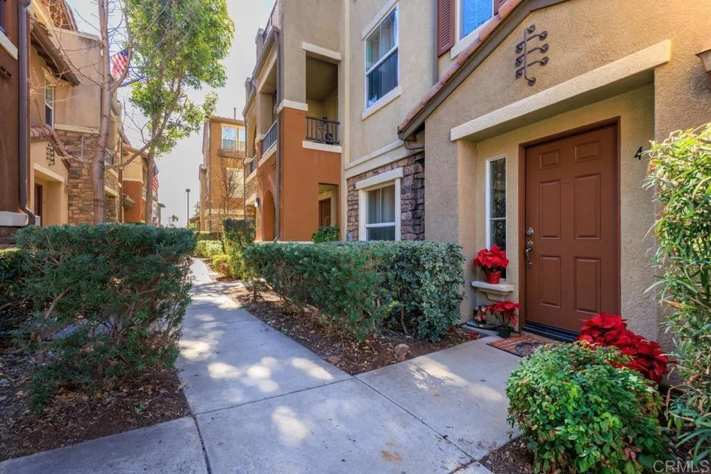 https://cdn.realtyfeed.com/cdn/127/306348672/31ec88531d5bc6ff6759f2fa58aefa3f.webp