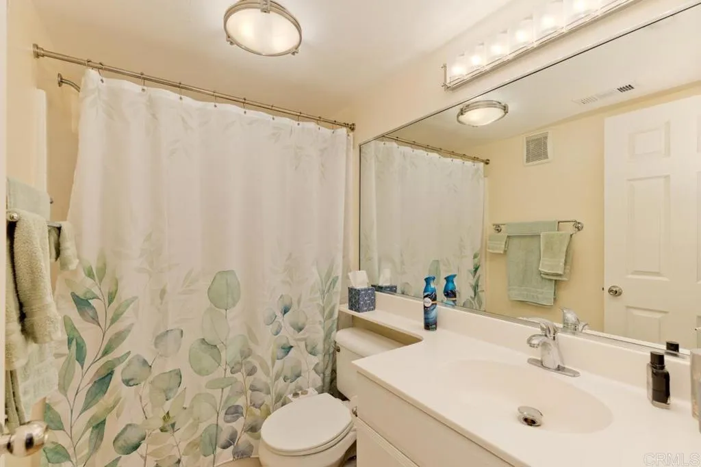https://cdn.realtyfeed.com/cdn/127/306348672/6884fb46460c8af0db66e1b0402cd01c.webp
