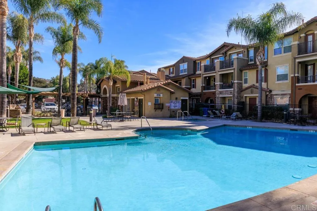 https://cdn.realtyfeed.com/cdn/127/306348672/6ad784f4726a2e3f9b319f195153fada.webp