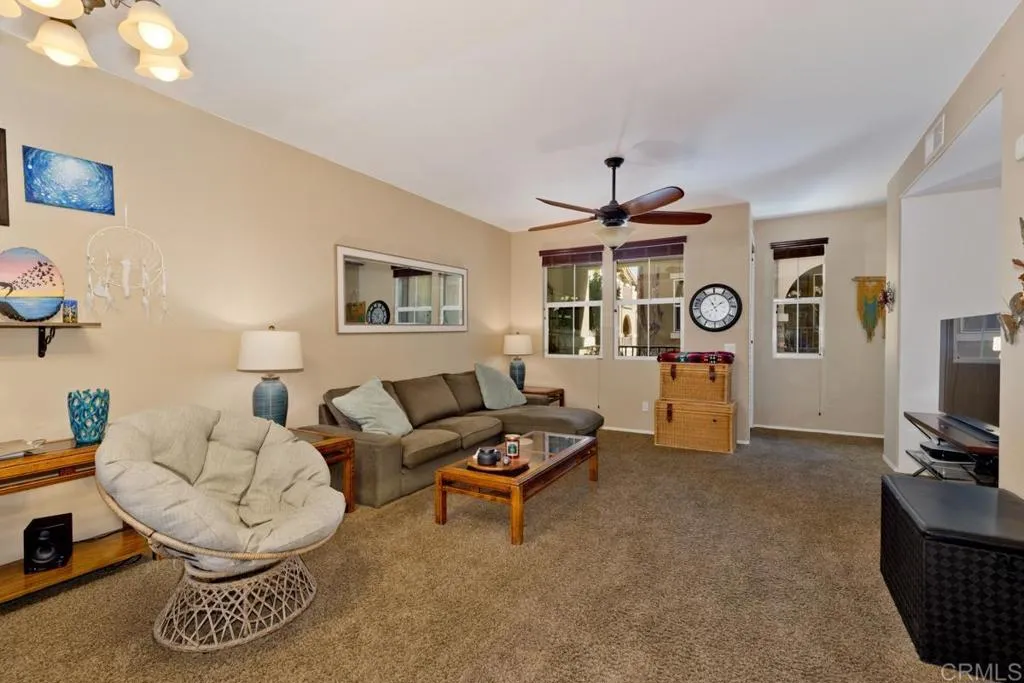 https://cdn.realtyfeed.com/cdn/127/306348672/6c56c736342c00a4f84db99cedc04b6e.webp