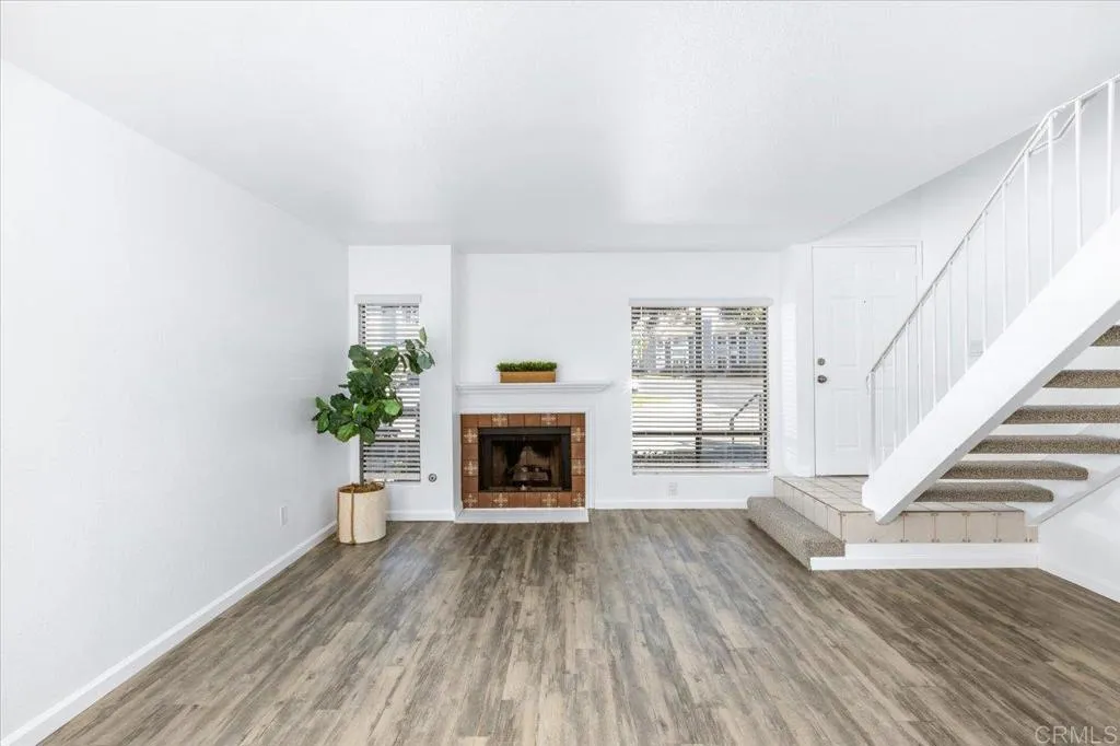 https://cdn.realtyfeed.com/cdn/127/306349397/986a2c43df3f387eff2fd57e653e605b.webp