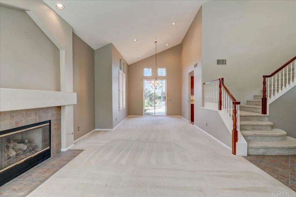 https://cdn.realtyfeed.com/cdn/127/306349424/e2cf8886580558fcf998838a980c116d.webp