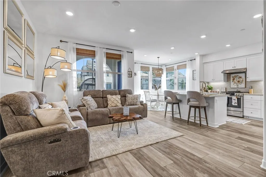 1401 Lasso Way Unit 105 Way, Rancho Mission Viejo, Ca 92694 - Main photo, Rancho Mission Viejo, CA