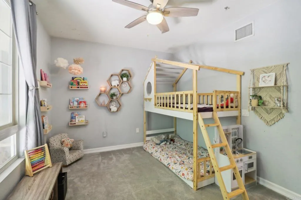 https://cdn.realtyfeed.com/cdn/127/306351413/8d3fd75f2d49021168b9290d7cd17762.webp
