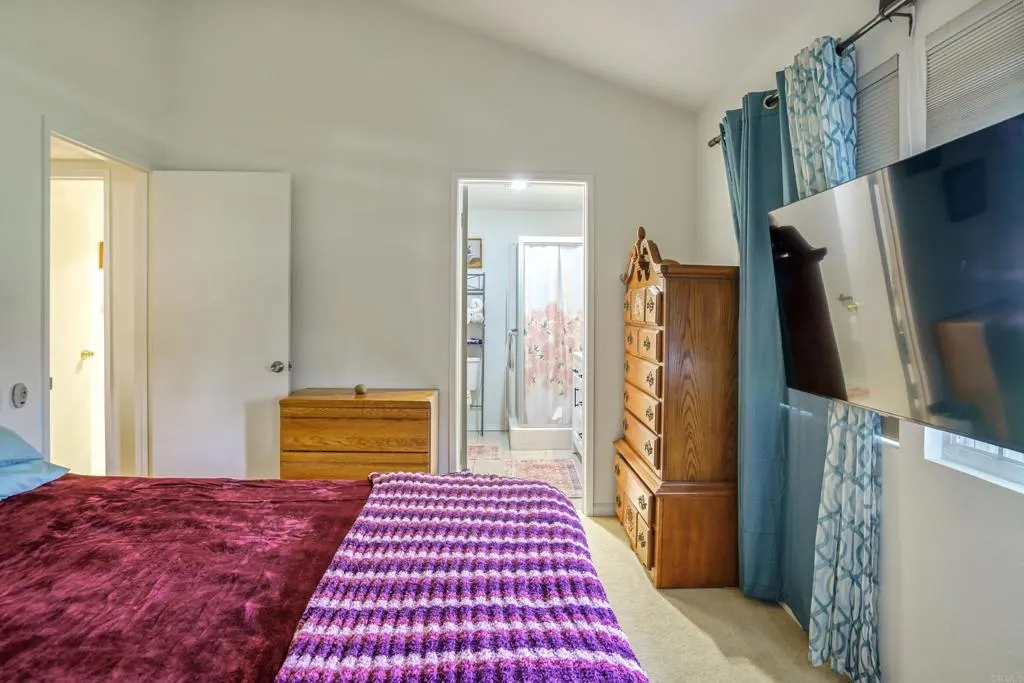 https://cdn.realtyfeed.com/cdn/127/306351535/b4549d391065159e241c9dc3424bc5d6.webp