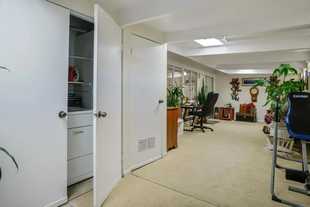 https://cdn.realtyfeed.com/cdn/127/306351535/d06121df0a8fdd270a934464c164b9c3.webp