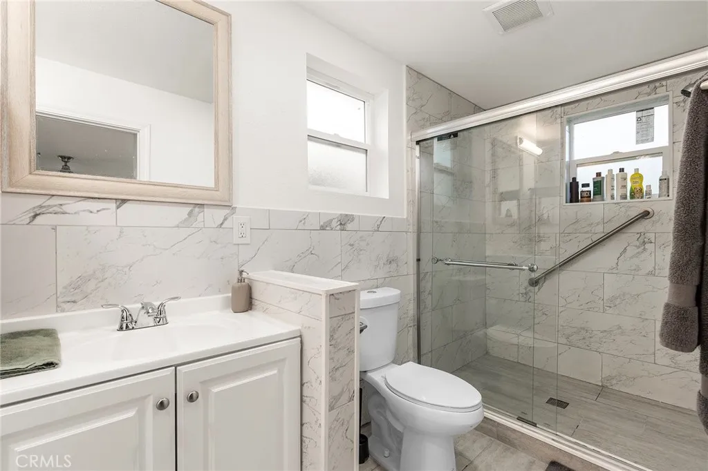 https://cdn.realtyfeed.com/cdn/127/306351661/0c7dd820d373e9168fb4cab957d5a880.webp