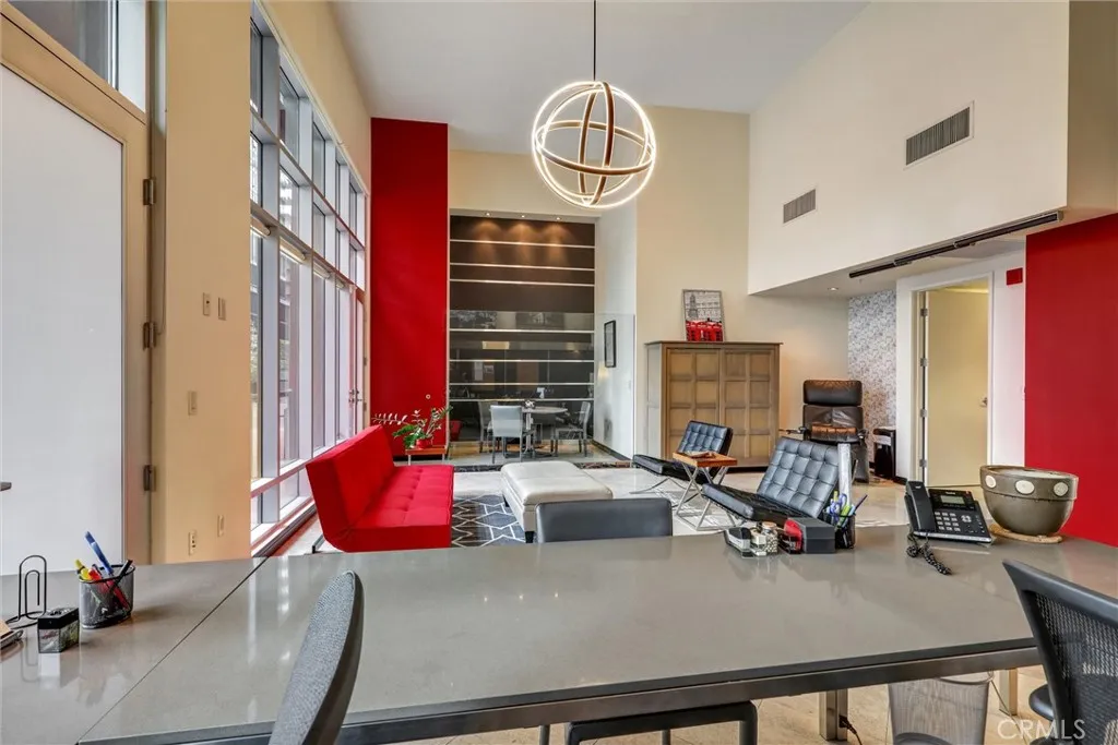 https://cdn.realtyfeed.com/cdn/127/306351838/a99e8e9f6d3e529c9e22540e3609f310.webp