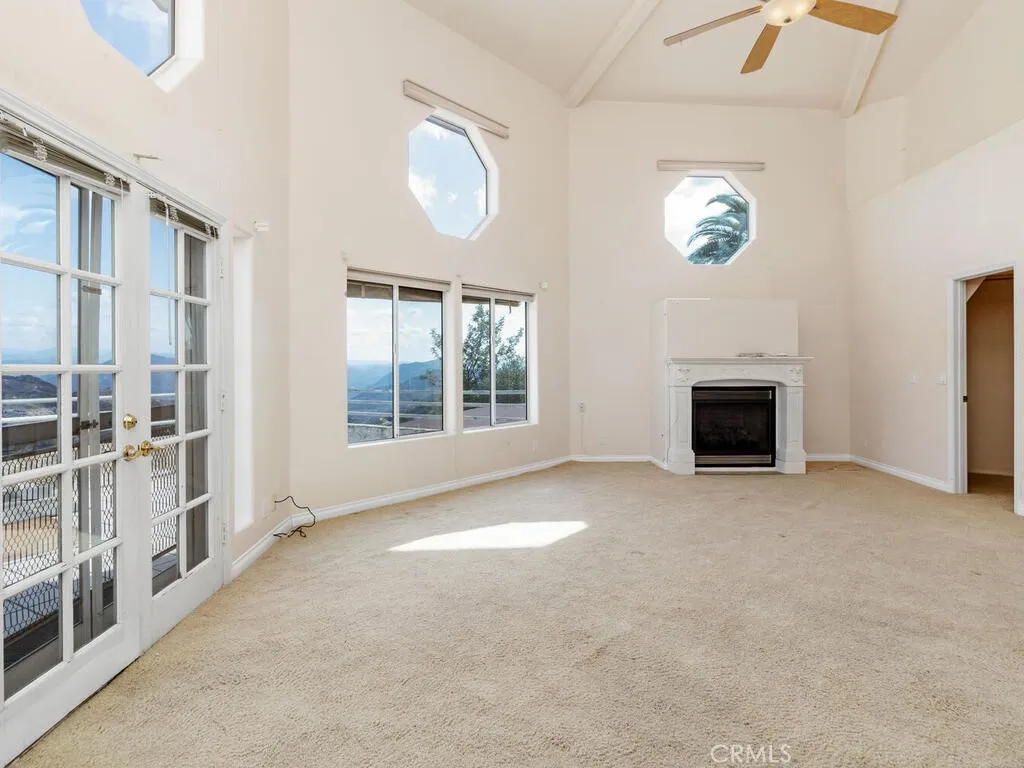 https://cdn.realtyfeed.com/cdn/127/306352291/aa4b5408869056ec5c14a648a2c2ffbf.webp