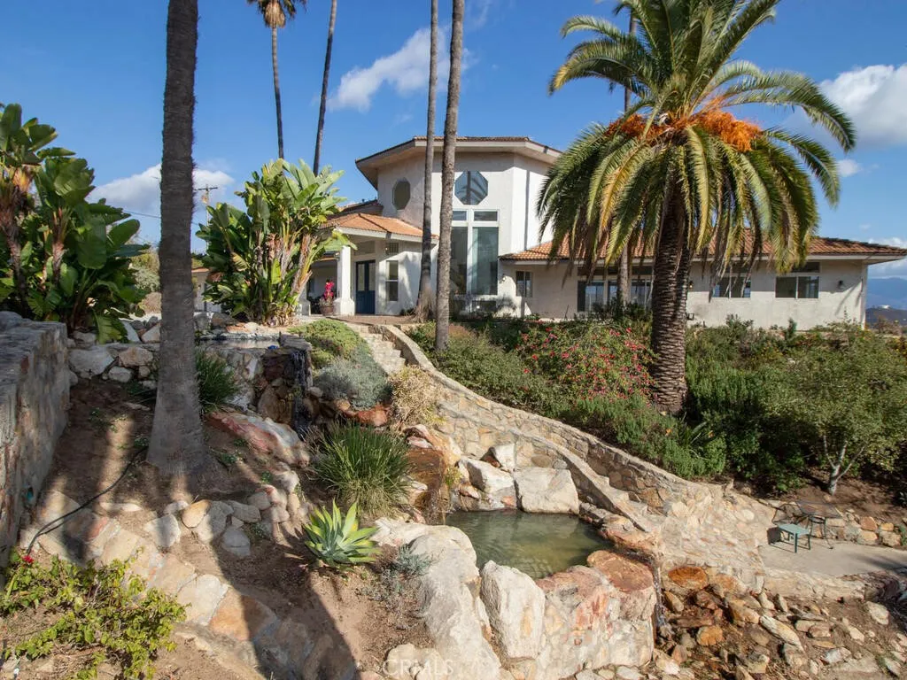 https://cdn.realtyfeed.com/cdn/127/306352291/b47e7ad700d9f63706d25f78fe05c95e.webp