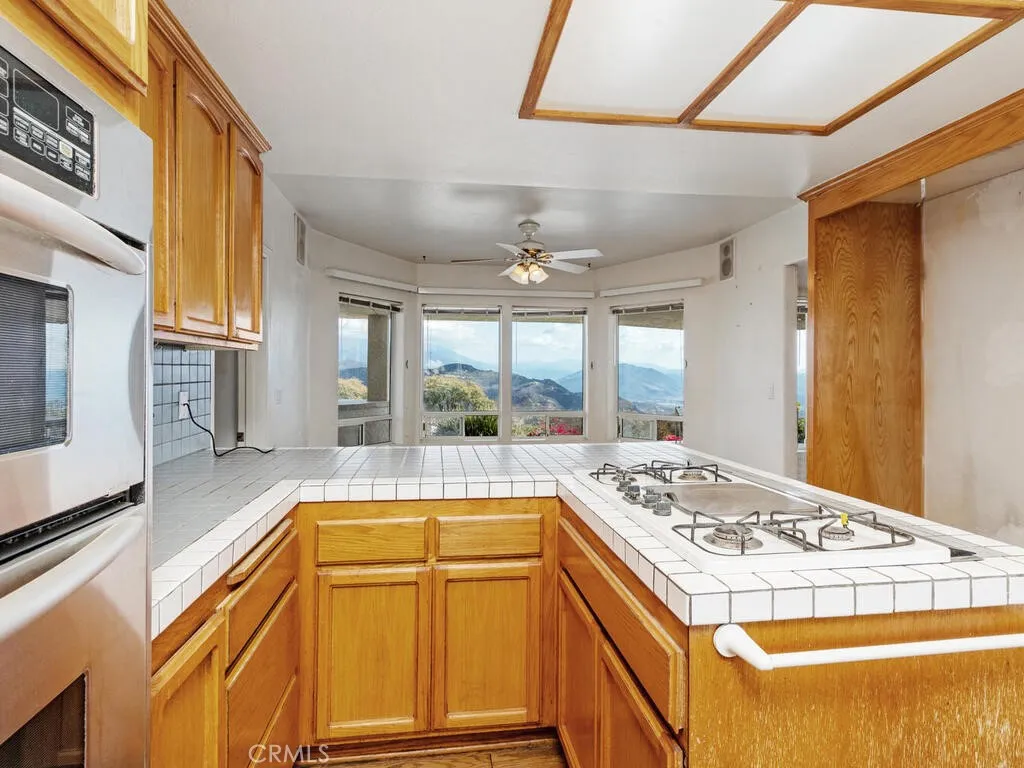 https://cdn.realtyfeed.com/cdn/127/306352291/b4c90a7a478db9a68ef2fb3f8b4ea83e.webp