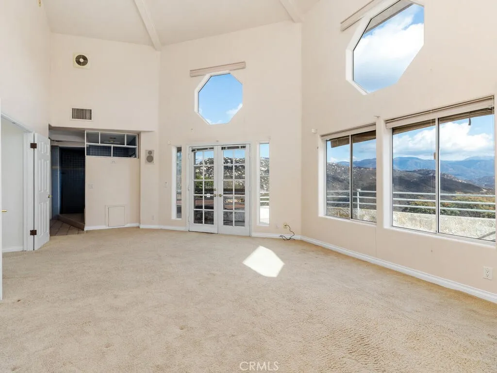 https://cdn.realtyfeed.com/cdn/127/306352291/d6da4b6766d57de67f2d37fa92c2c461.webp