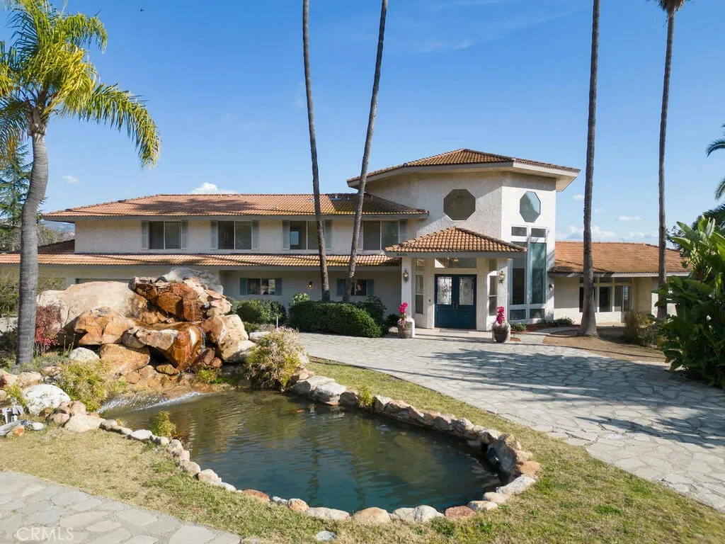 https://cdn.realtyfeed.com/cdn/127/306352291/d8e8499635ed884c9f4b93e23c3a9d5a.webp