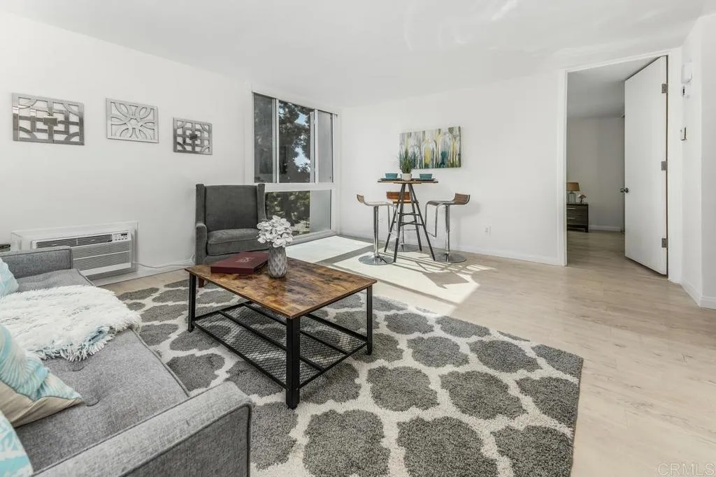 Photo #5: PTP2500724 Listing 