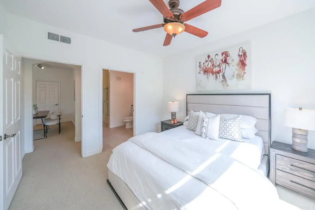 https://cdn.realtyfeed.com/cdn/127/306352588/77bf633f5e15c35ac3cad9b49dcda3b3.webp