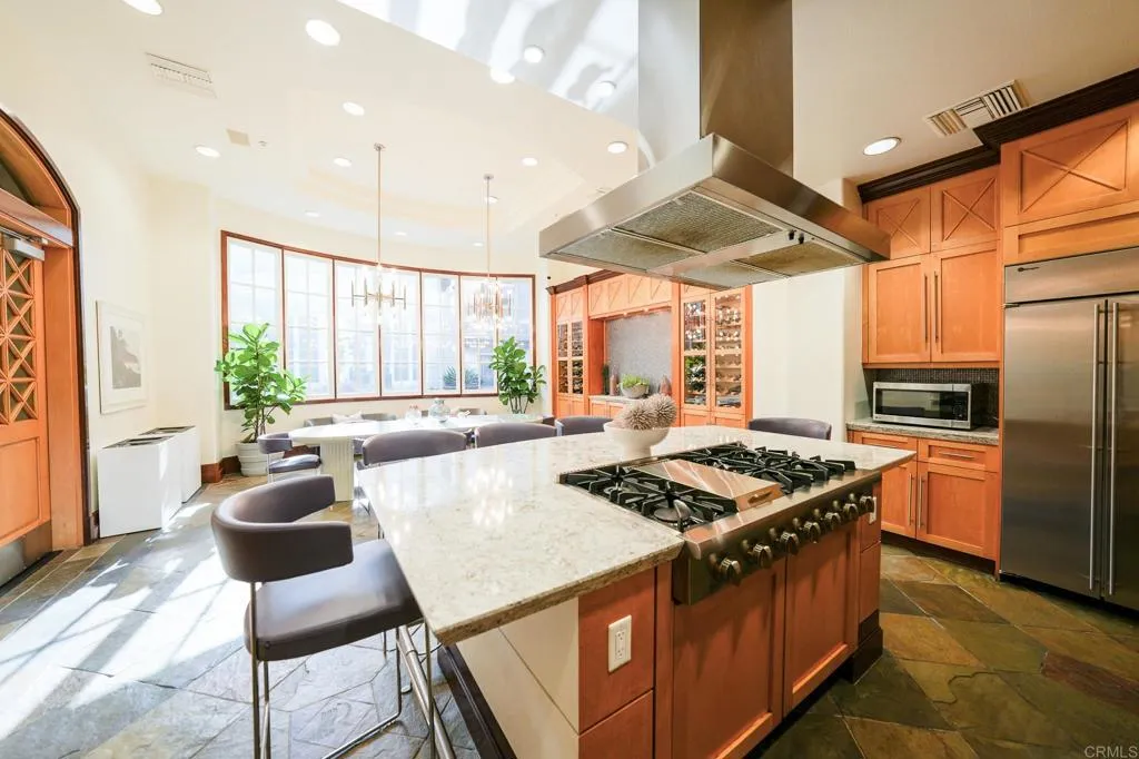 https://cdn.realtyfeed.com/cdn/127/306352588/7b2f5fb593449fc69e6b376188e83de6.webp