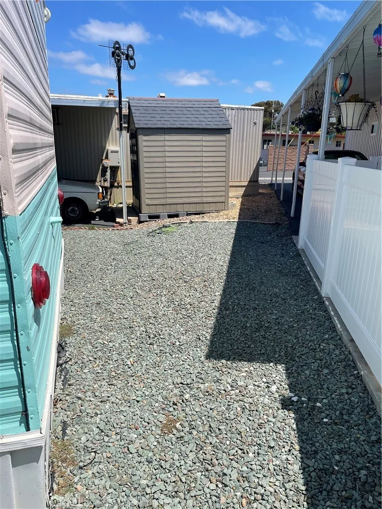 https://cdn.realtyfeed.com/cdn/127/306352810/ed7b16baf58e94610ceebd8bf602fefd.webp