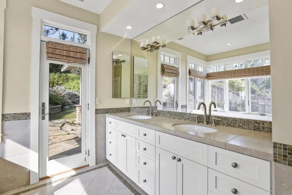 https://cdn.realtyfeed.com/cdn/127/306353090/c647f305bec29c38a1c6078329bd6417.webp