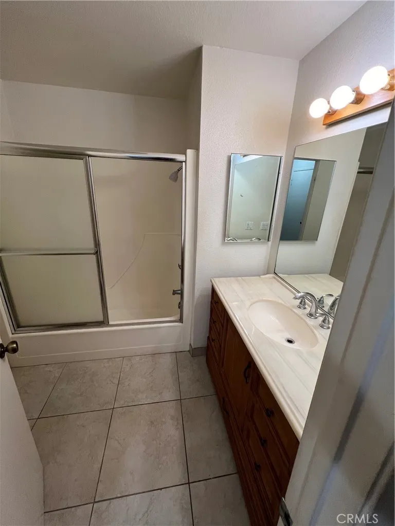 https://cdn.realtyfeed.com/cdn/127/306353310/053f74b798fc92b8f5dd0942ee42454f.webp