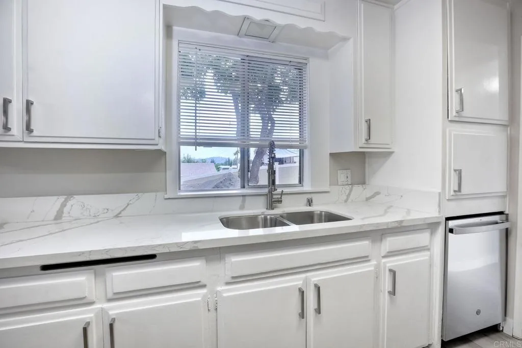 Photo #9: PTP2500762 Listing: Photo #9