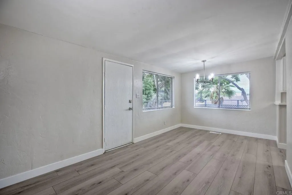 Photo #5: PTP2500762 Listing 