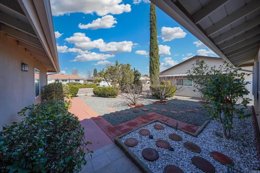 https://cdn.realtyfeed.com/cdn/127/306353664/87c0fb730925ddfee00ea48471730918.webp