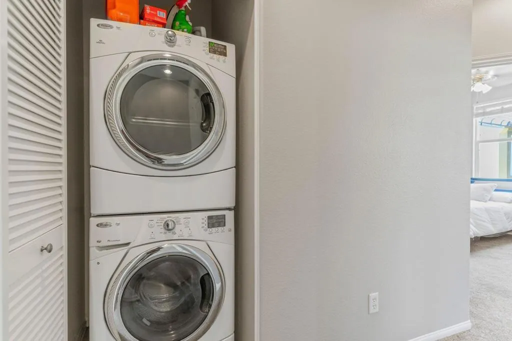 https://cdn.realtyfeed.com/cdn/127/306354094/9bf9cff57c0b533648b1e3796a28a380.webp