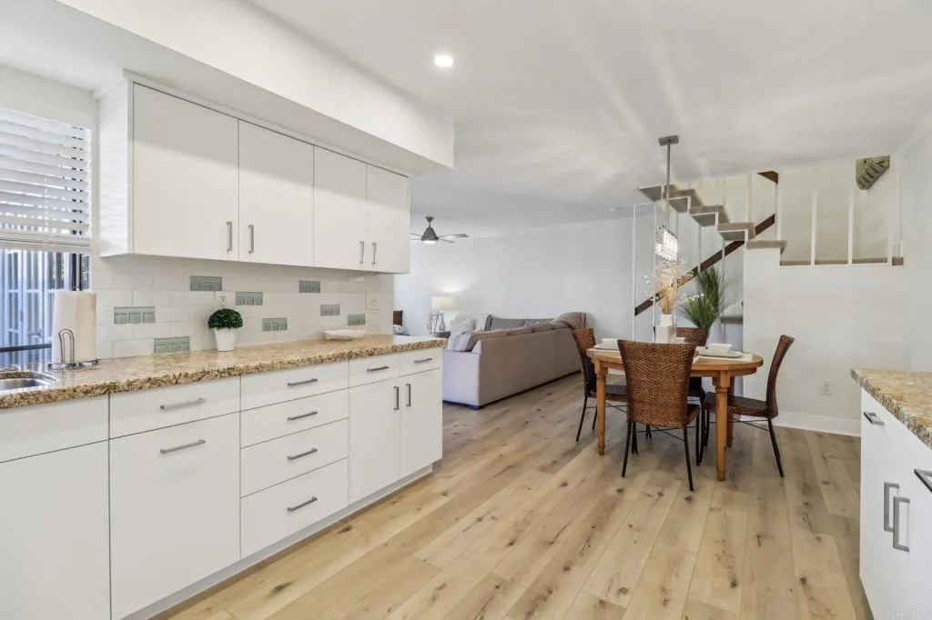 https://cdn.realtyfeed.com/cdn/127/306354270/d48e6fea0019682622096a472562b5f9.webp