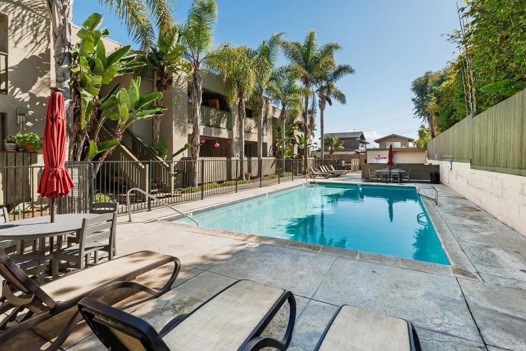 https://cdn.realtyfeed.com/cdn/127/306354275/529607bedec06efbd8c98f9f4d2294f7.webp