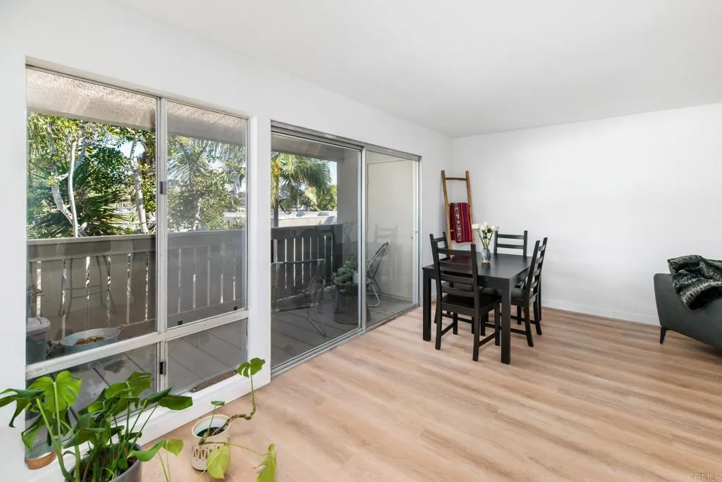 https://cdn.realtyfeed.com/cdn/127/306354275/ff1b6007d909bbd4990e3a5442e9586f.webp