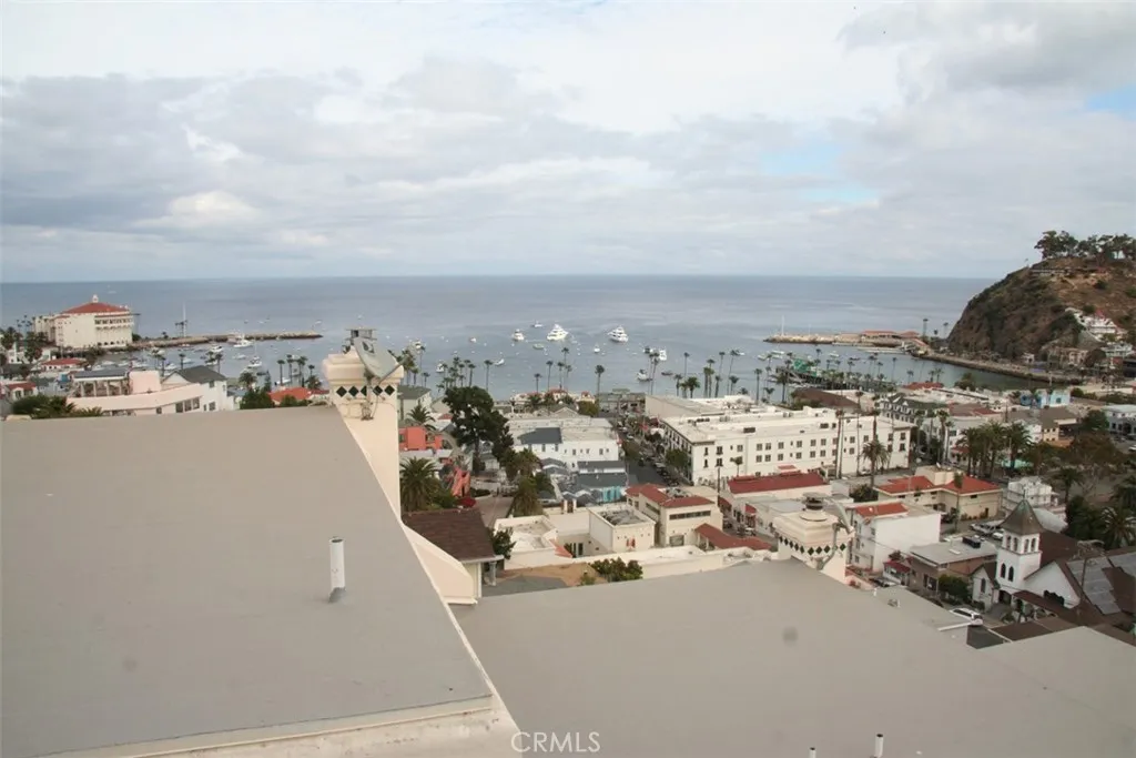 318 E Whittley Avenue Unit 2, Avalon, Ca 90704 - Photo 2 of 47, Avalon, CA