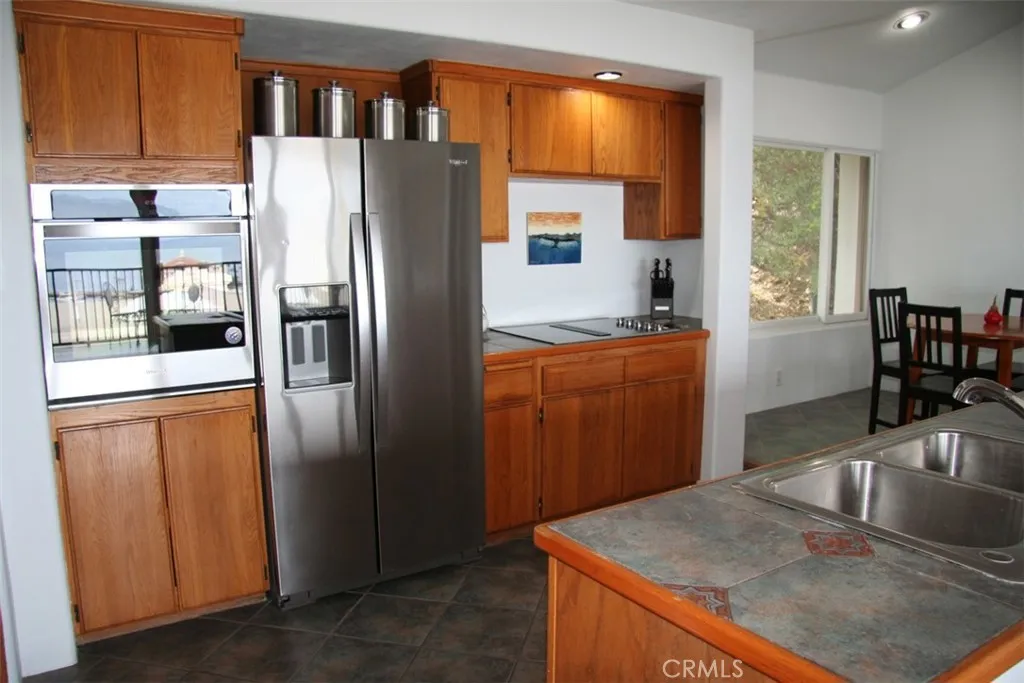 318 E Whittley Avenue Unit 2, Avalon, Ca 90704 - Photo 4 of 47, Avalon, CA