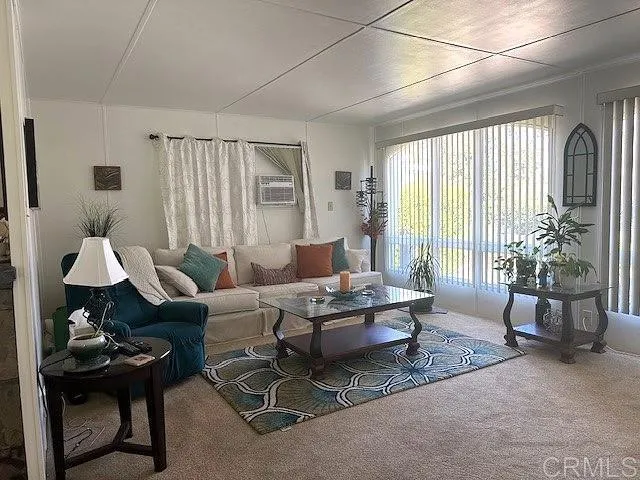 https://cdn.realtyfeed.com/cdn/127/306354599/eda7ef12ec638a74566f14afcd47505e.webp