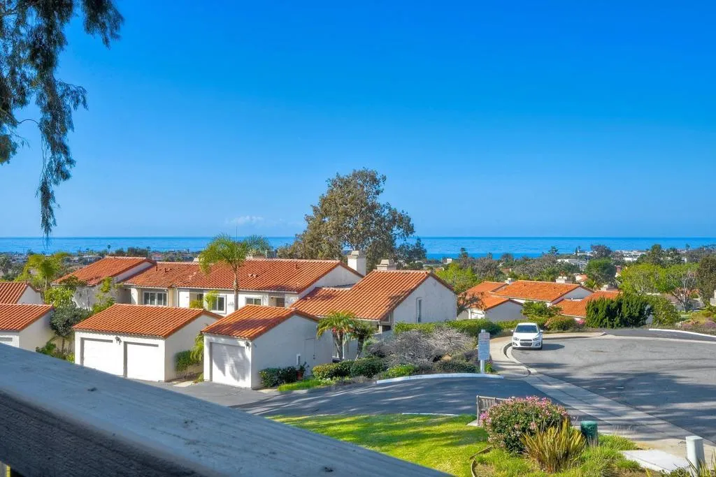 https://cdn.realtyfeed.com/cdn/127/306354710/0841ab5cf31350dba006893430a41294.webp