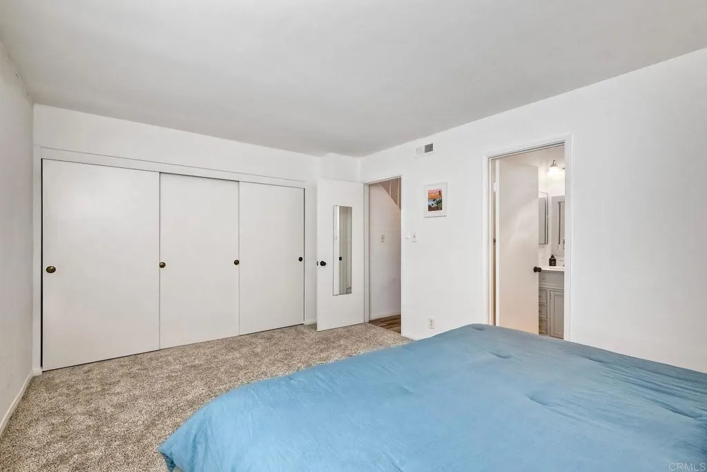 https://cdn.realtyfeed.com/cdn/127/306354710/62125bced08451b7555caecd01ac3989.webp