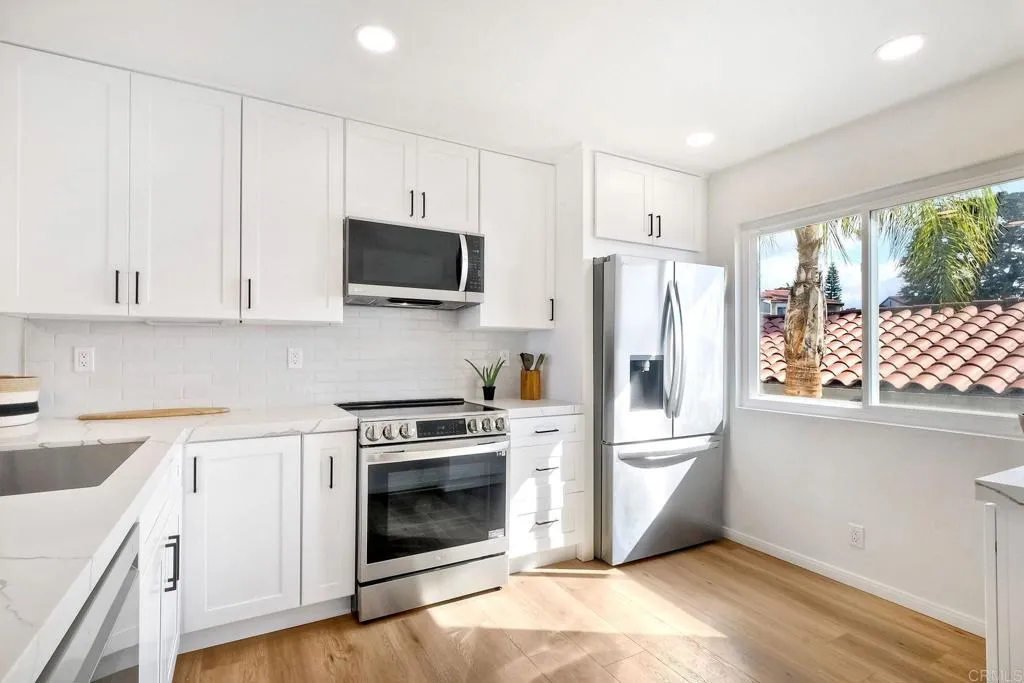 https://cdn.realtyfeed.com/cdn/127/306354710/b428511cb75351b442cc545f76684fb3.webp
