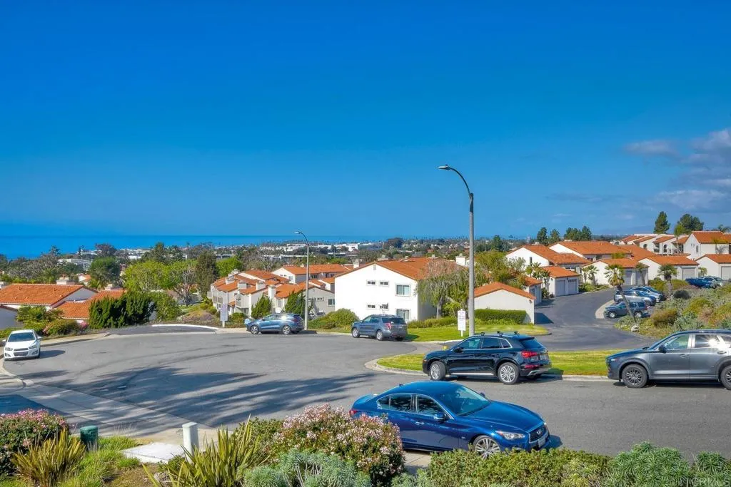https://cdn.realtyfeed.com/cdn/127/306354710/fff93a3c4b1eab1c5b69f4dece15c27a.webp