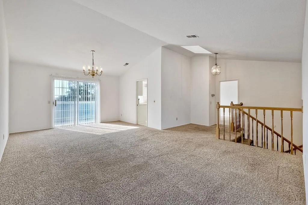 https://cdn.realtyfeed.com/cdn/127/306354727/421d6c210ec4cabd81335428364ac19d.webp