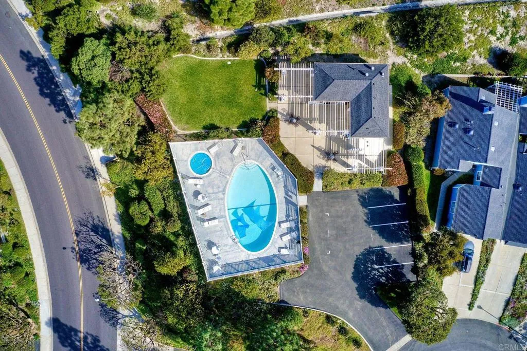 https://cdn.realtyfeed.com/cdn/127/306354727/bfc13b94578c9dd64242063a83a7b190.webp