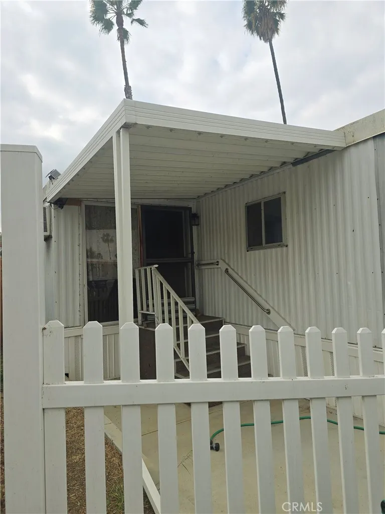 https://cdn.realtyfeed.com/cdn/127/306354889/d667da2f1e3b8b35fb4706e46fbe84cc.webp