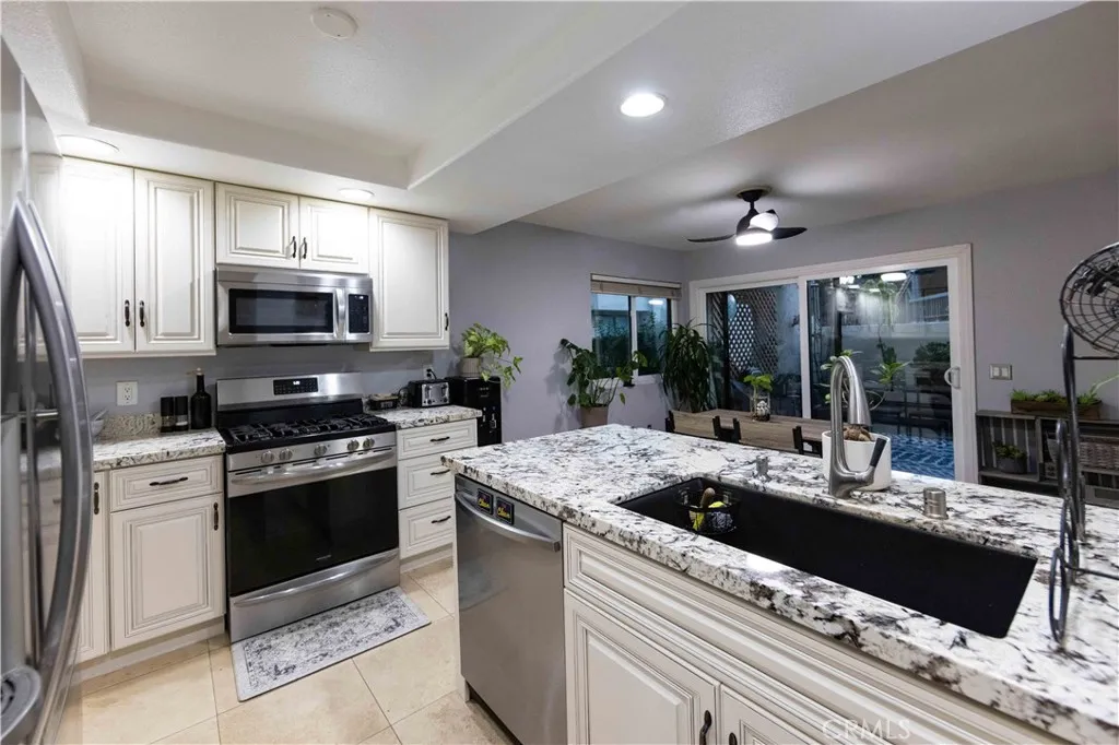 https://cdn.realtyfeed.com/cdn/127/306355692/c4678747ed3ba6d2fb6b0ac587bd68f9.webp